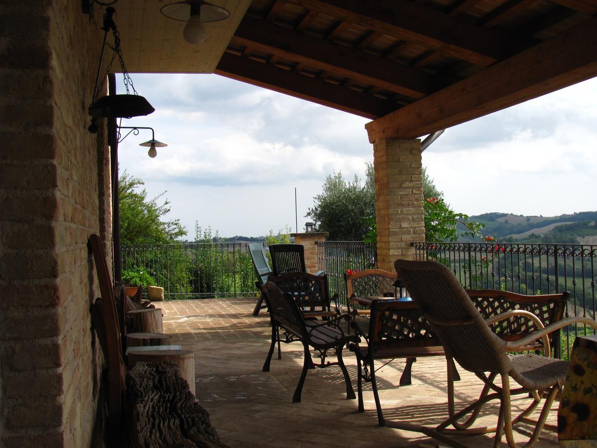 Agriturismo Bacchiocchi Bed and Breakfast Orciano di Pesaro Exterior foto